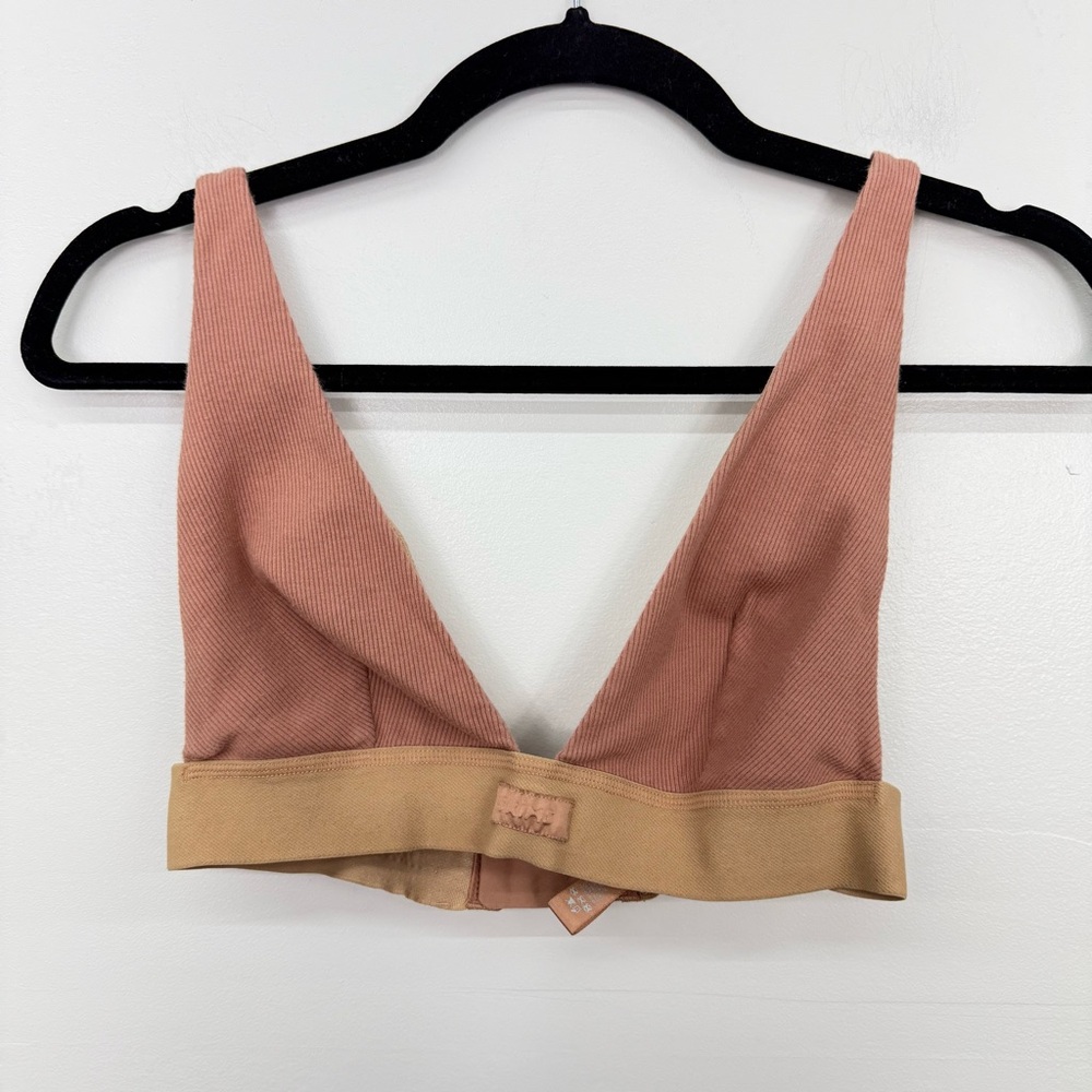 SKIMS V-Neck Waffle Knit Bralette D14